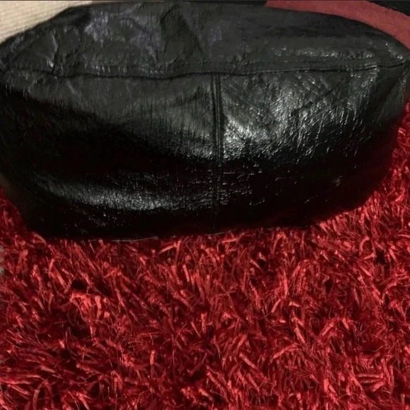 ALDO BLACK SHOULDER VINYL  BAG - Picture 8 of 15